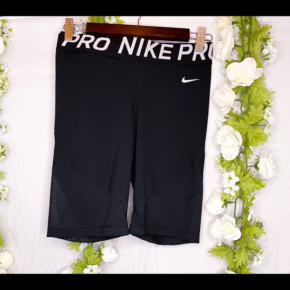 Nike Pro Biker Shorts